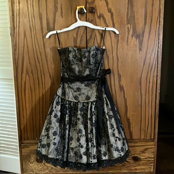 Strapless Black and Champagne Sparkle Caché Prom Dress - Picture 2 of 3